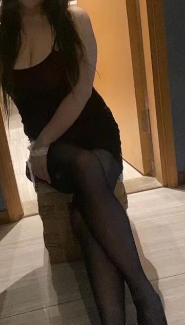丰乳风骚轻熟小少妇