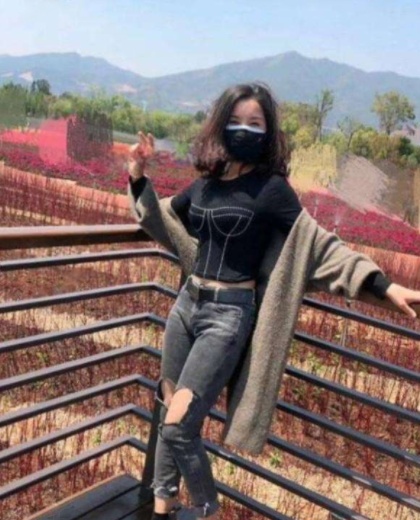 昆明民族少妇
