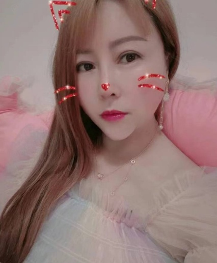 布吉巨乳大奶骚少妇