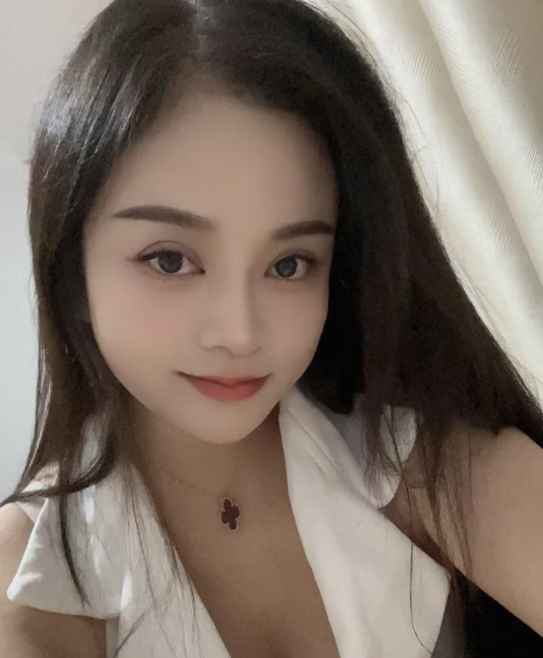 御姐芳芳