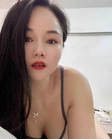 双流区反差妹妹骚得很