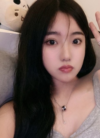 台州粉嫩少女