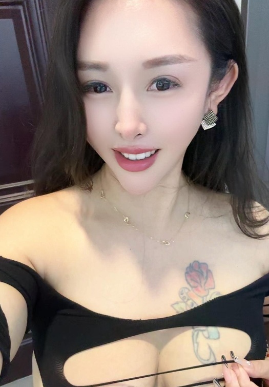 裕华兼职姐姐御姐范十足