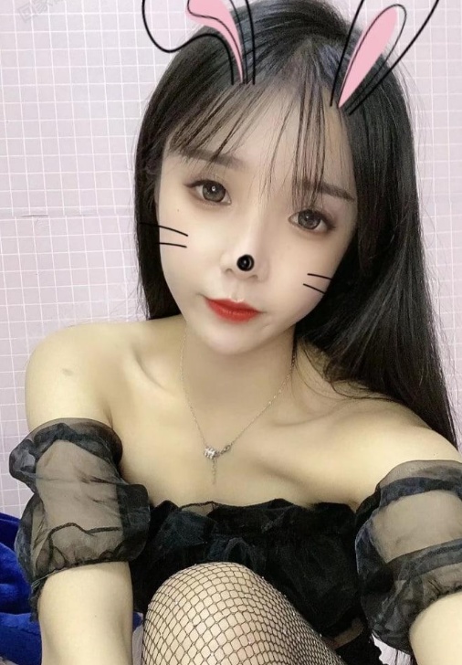 这个妹妹身材段太好了