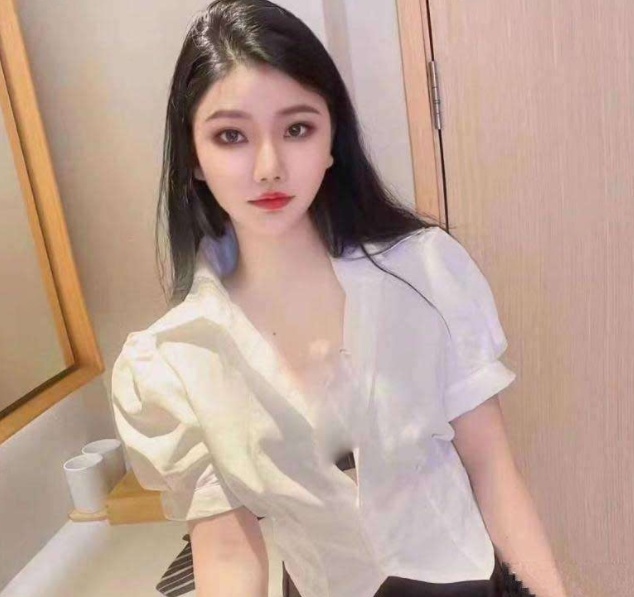 景德镇妮子辣妹子