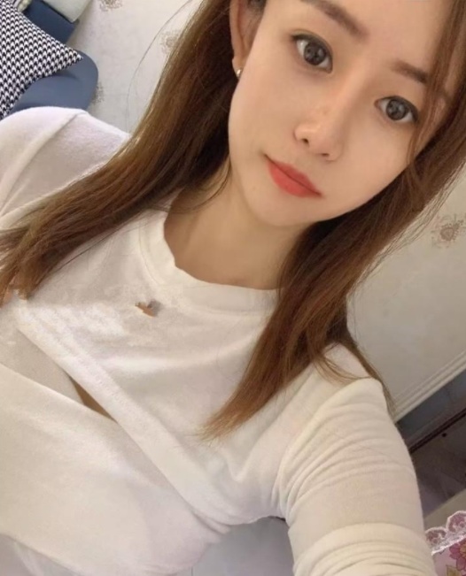 红谷滩小姐姐