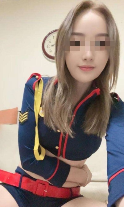 服务性小姐姐西关果果