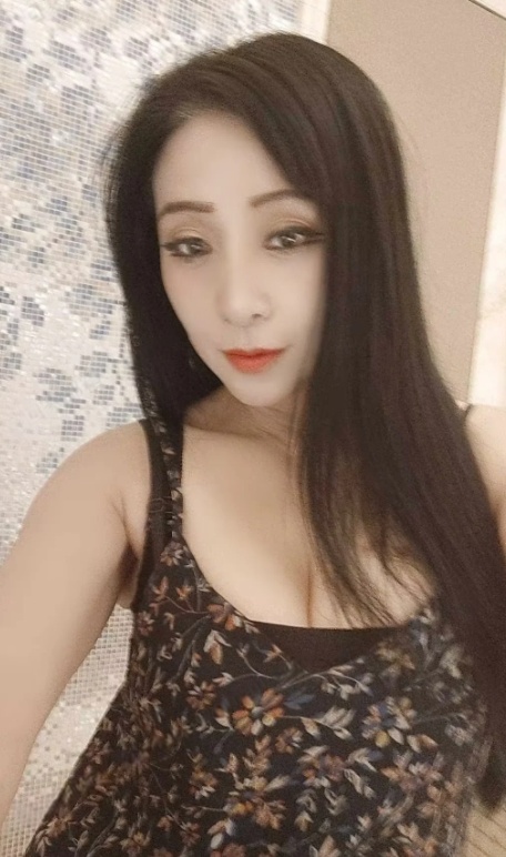 老牌楼凤霓虹如意