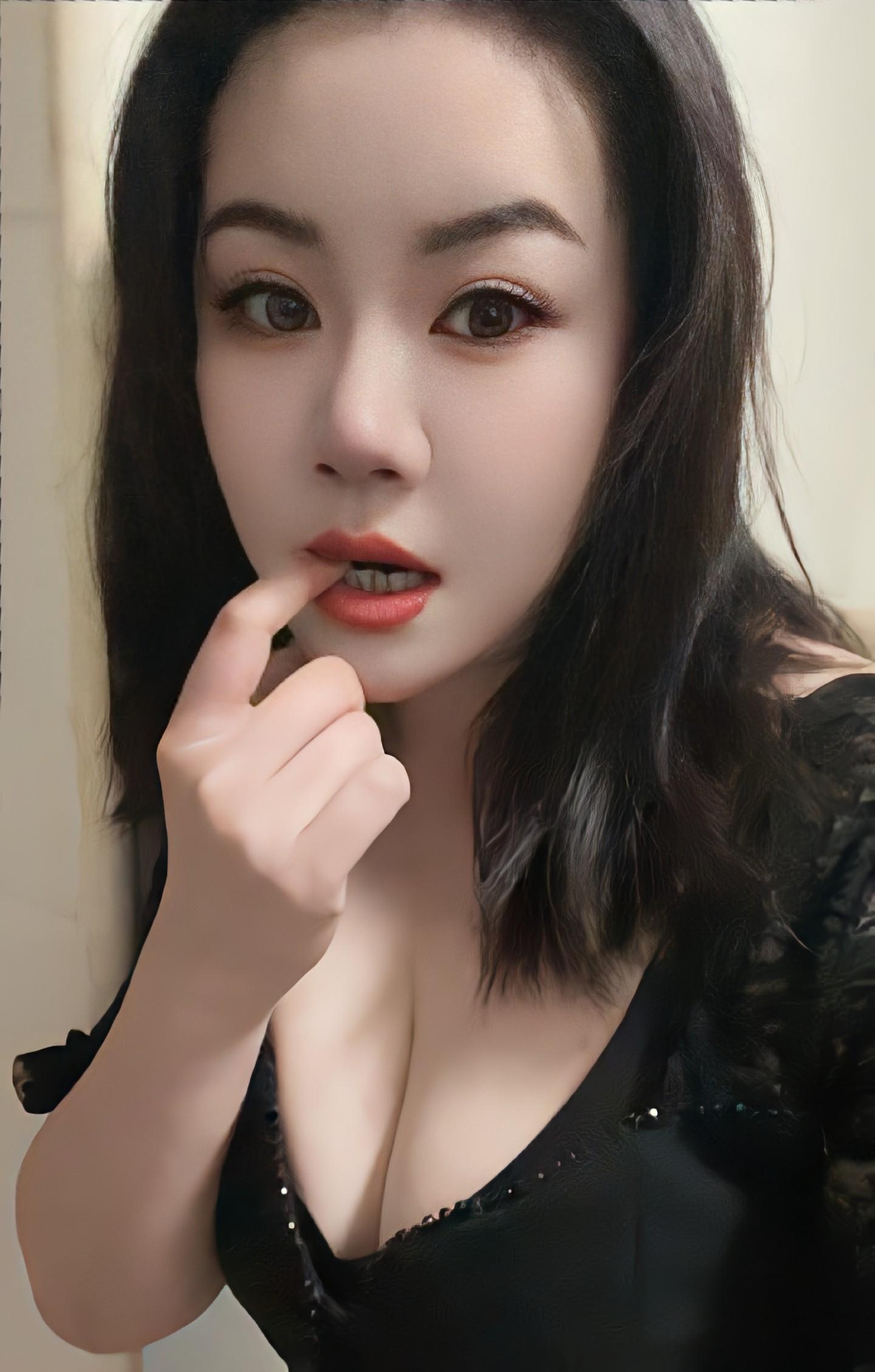 武进丰满大胸妹