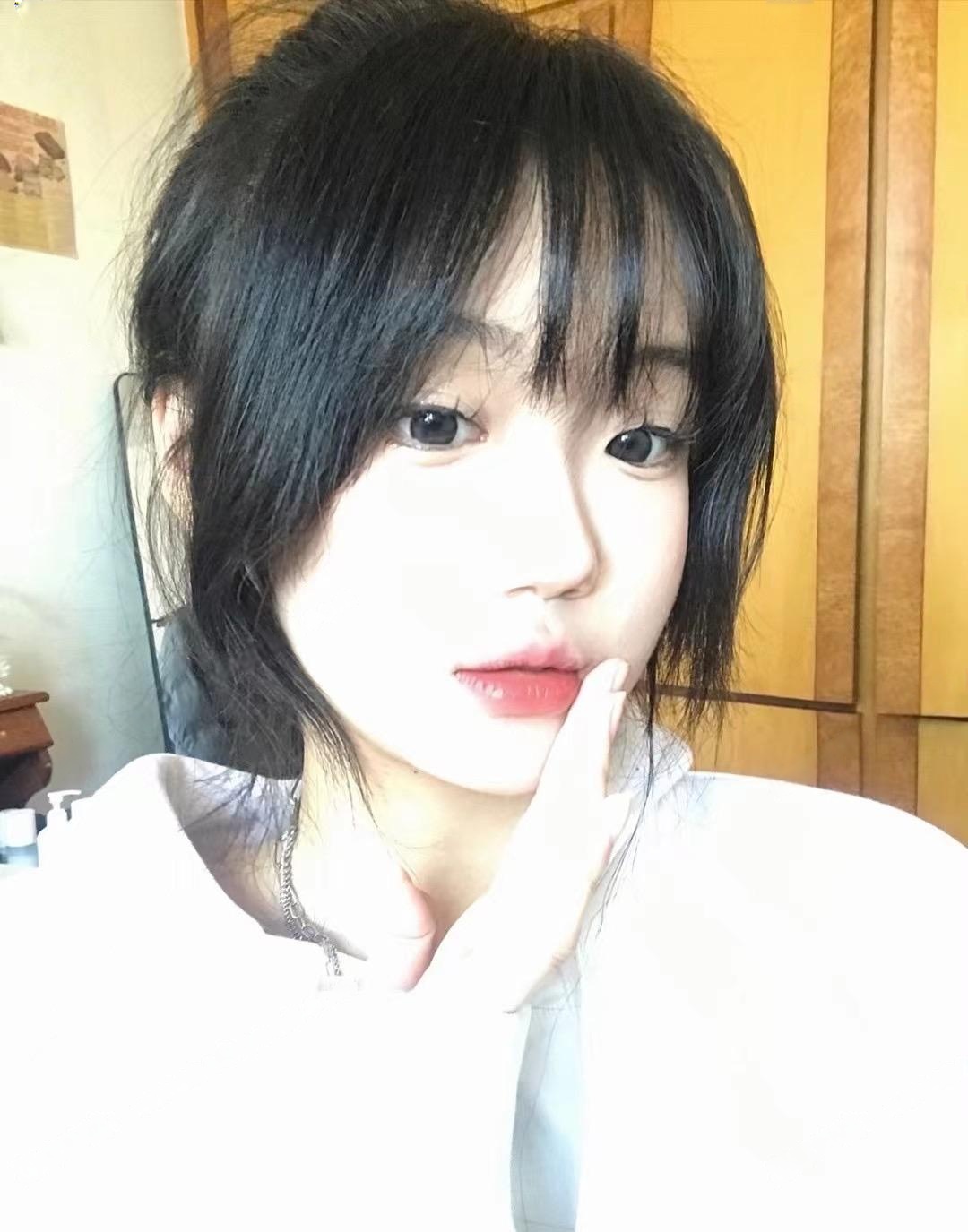 气质美女小姐姐