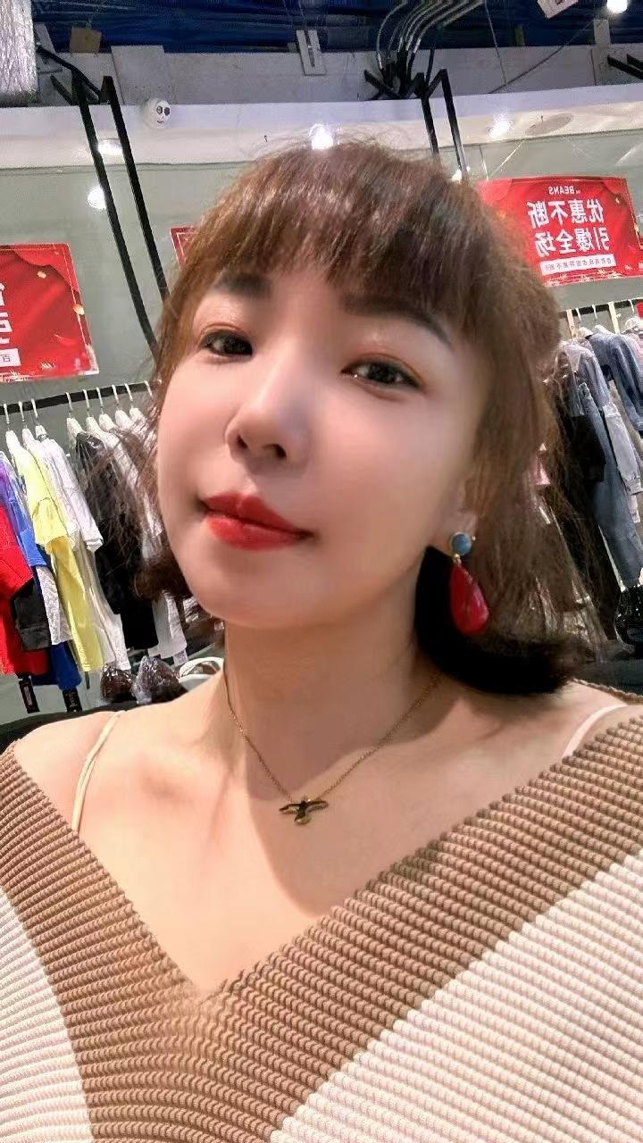 后入销魂的悦悦