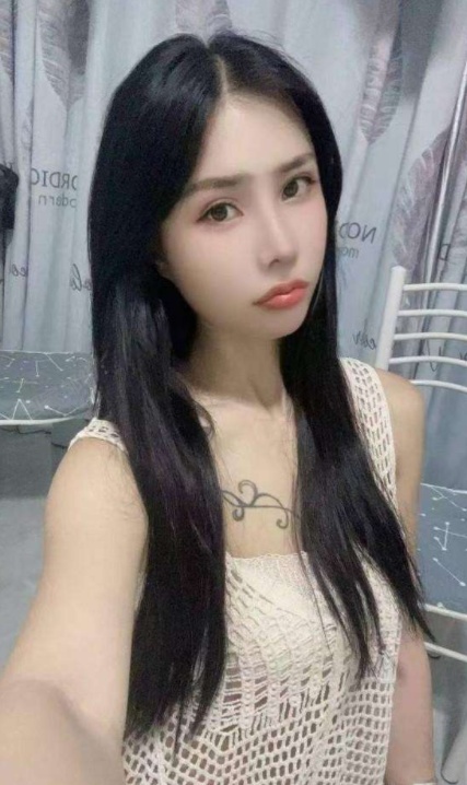 可深喉丽丽
