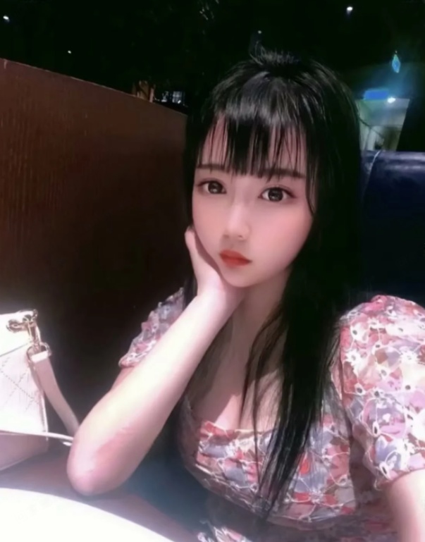 03在校生大胸妹