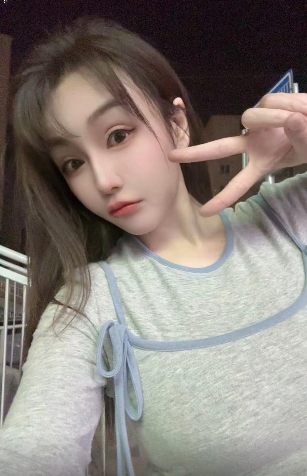 杨家湾小美女