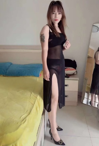 叠石桥附近少妇
