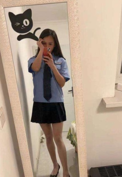 瑜伽老师流连忘返