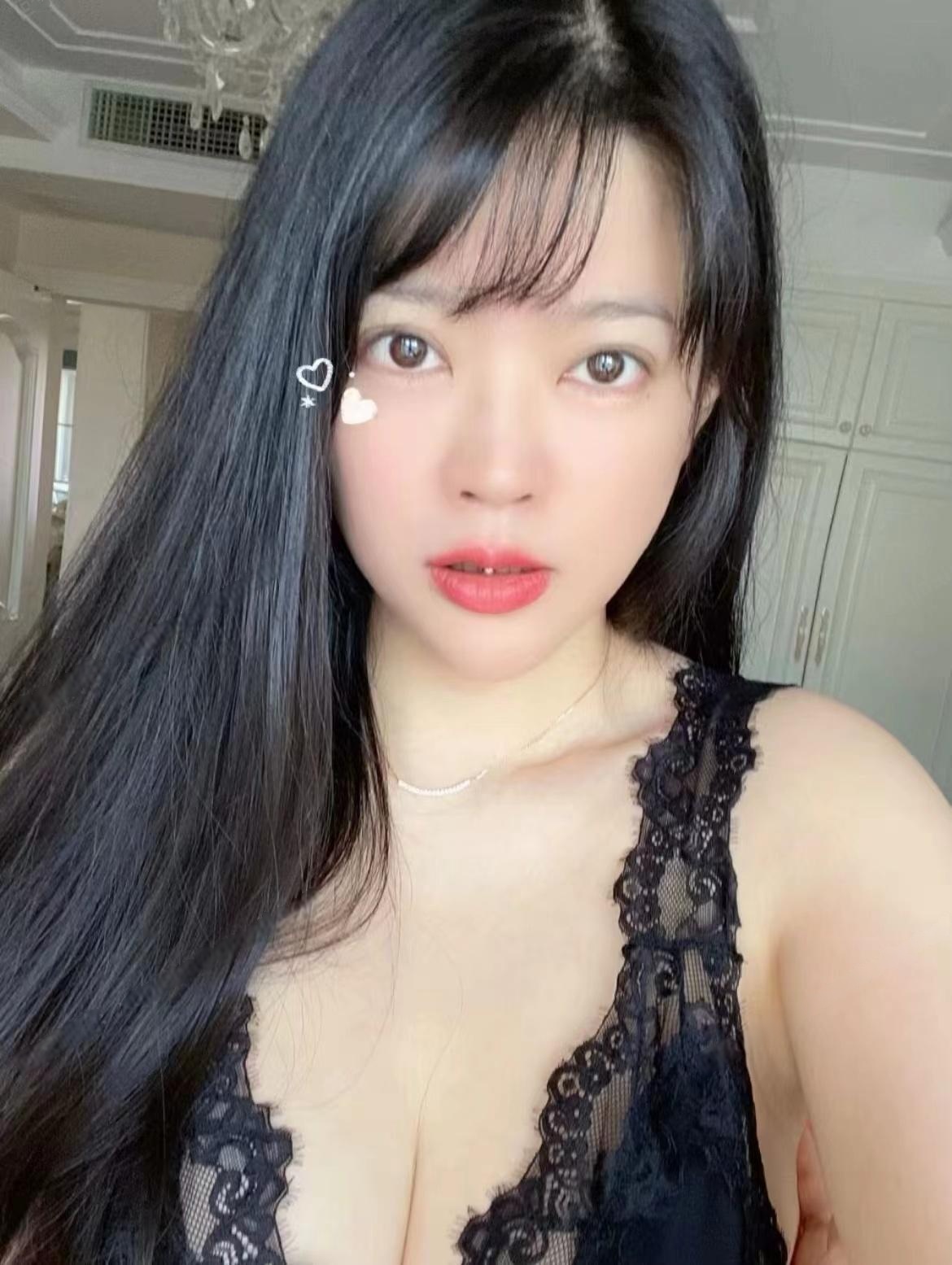 南京大奶骚姐