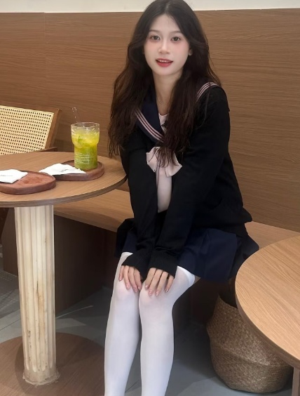 风情温柔姐姐 擅长角色扮演 丝足
