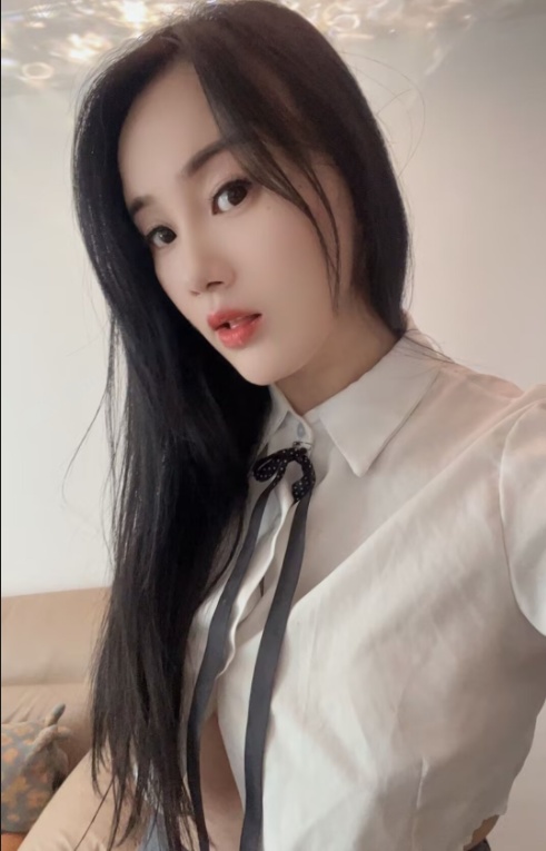 顺德大良纯欲反差美女