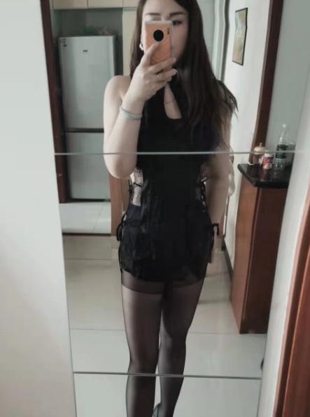 天河肥臀少妇桦桦
