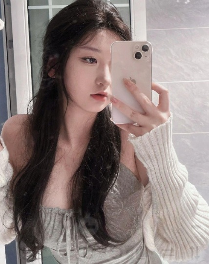 娇柔小骚妹服务好深情