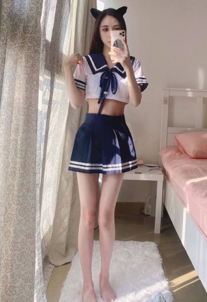 细腰腿长后入美女姐姐