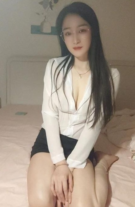爱笑的美女兼职