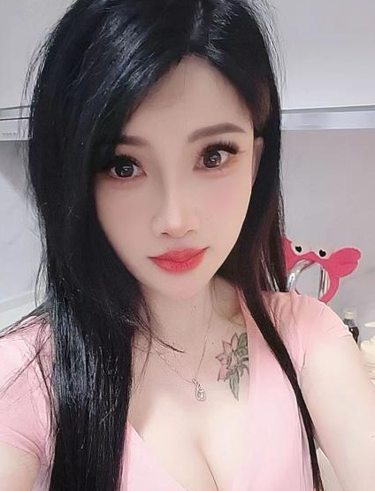 郑州榨汁大奶瑜伽老师