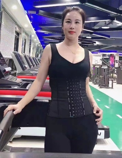 武进潮喷瑜伽少妇