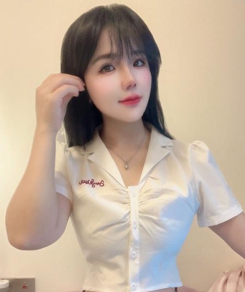 性感制服扮演瑶瑶‘