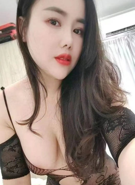 徐汇性感美女雪瑶