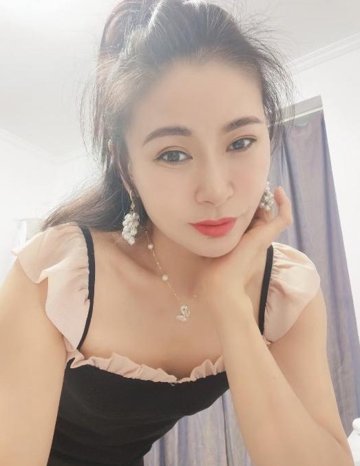 服务系少妇身材