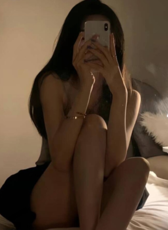 大长腿胸白粉嫩性感漂亮的小姐姐