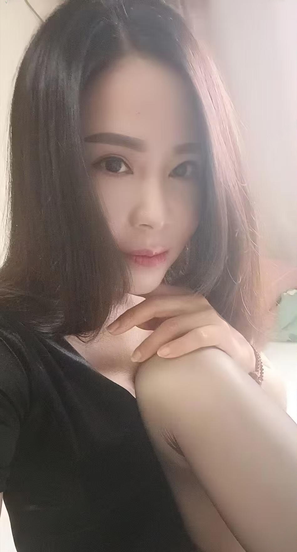 东丽彤彤