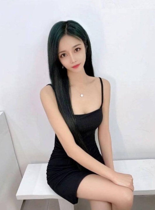 风骚反差妹子