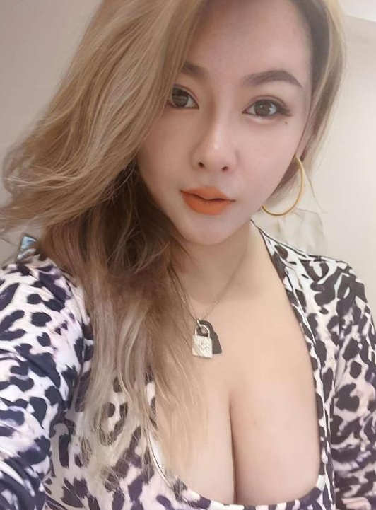毒龙超爽的少妇