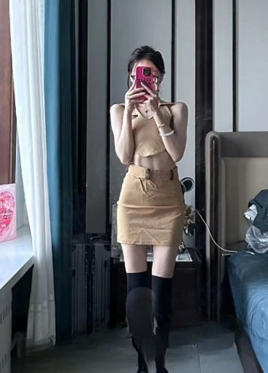 妩媚浪女黑丝长腿颜值标致