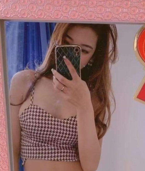 体验万达长腿美女