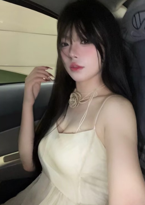 小小妖精童颜巨乳兼职可外