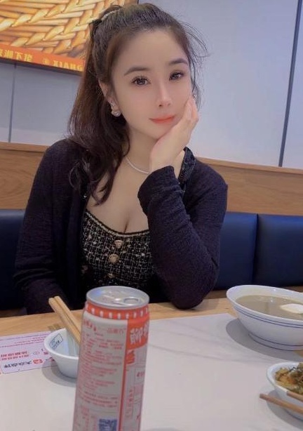 江宁路大胸汐汐