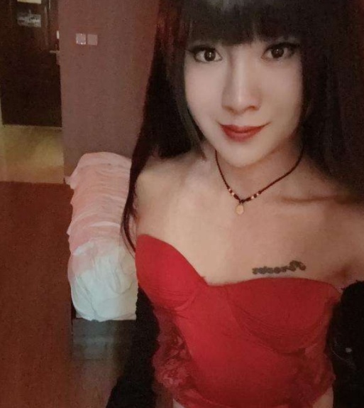 包河妖妹萱萱