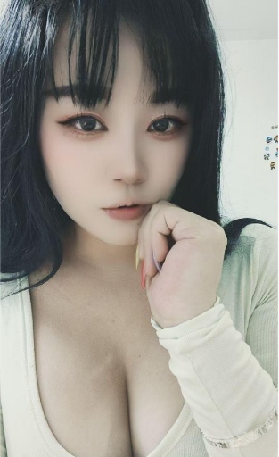 岳麓反差三点粉嫩mm