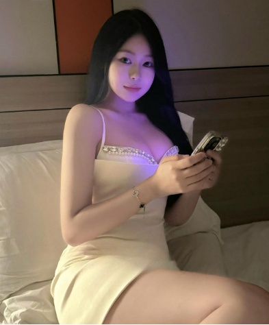 保定巨乳女孩
