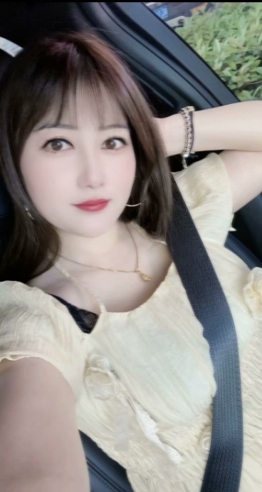 青雅小姐姐