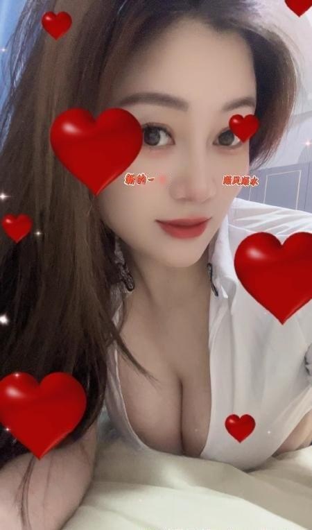 体验深喉特色小妹