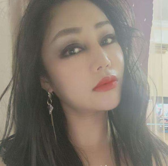 微胖东北少妇
