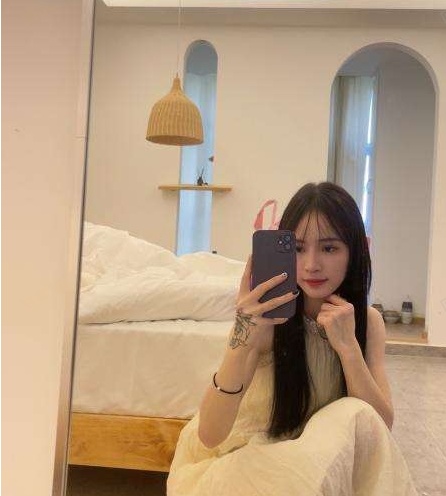 蜀山身材极好妹子