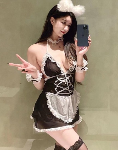女神级眩目的修长玉腿