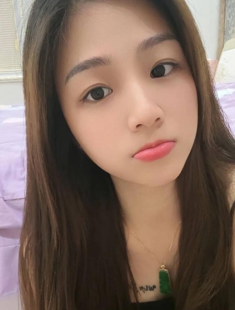 大胸萝莉诺言