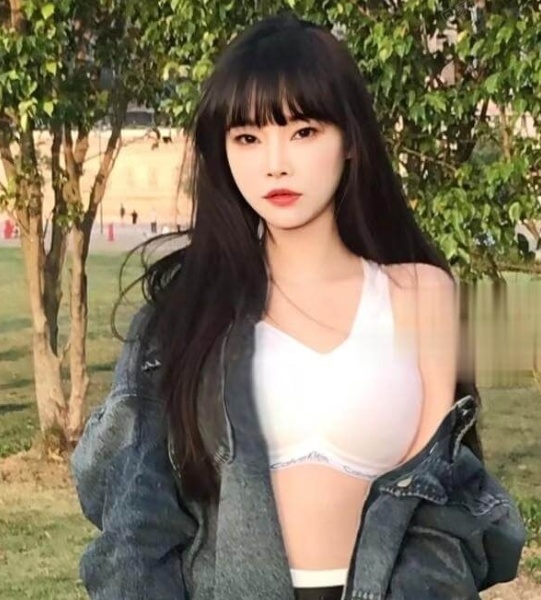 福塔大胸小主播